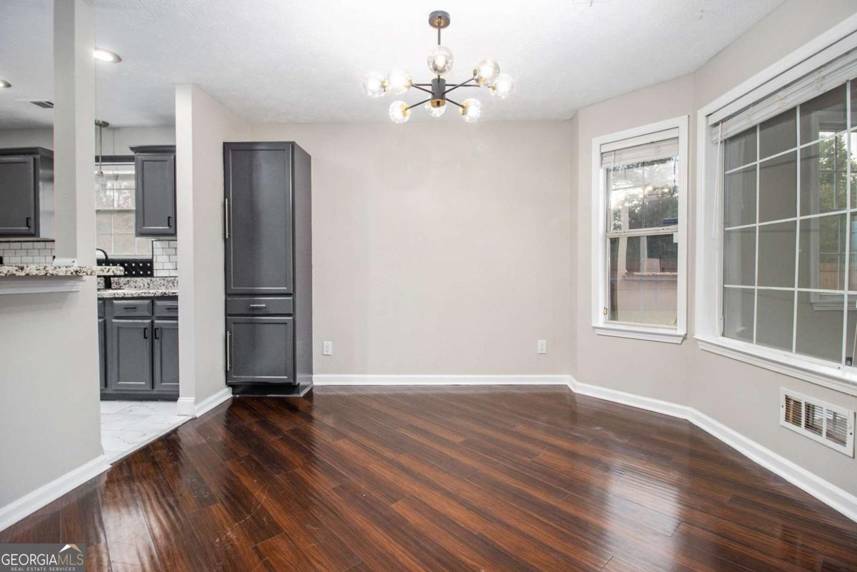 Owens Pond - Residential