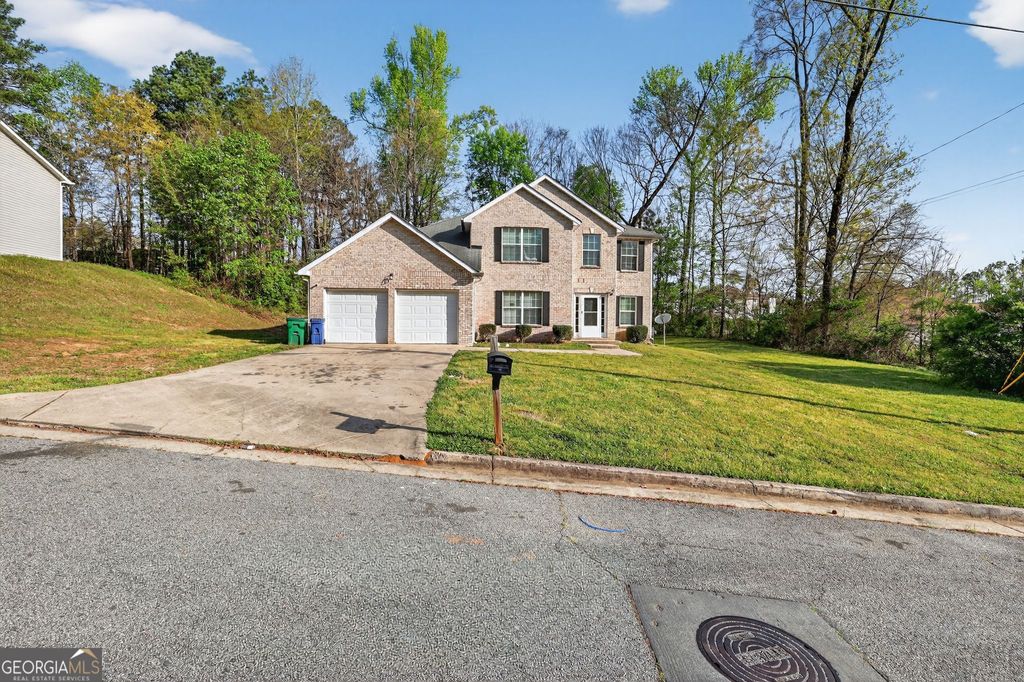Photo of 2120 Boulder Chase Court, Ellenwood, GA 30294 (MLS # 10728947)