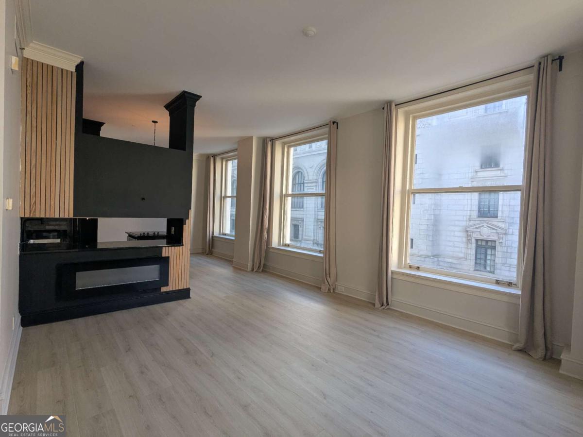 Healey Building - Residential