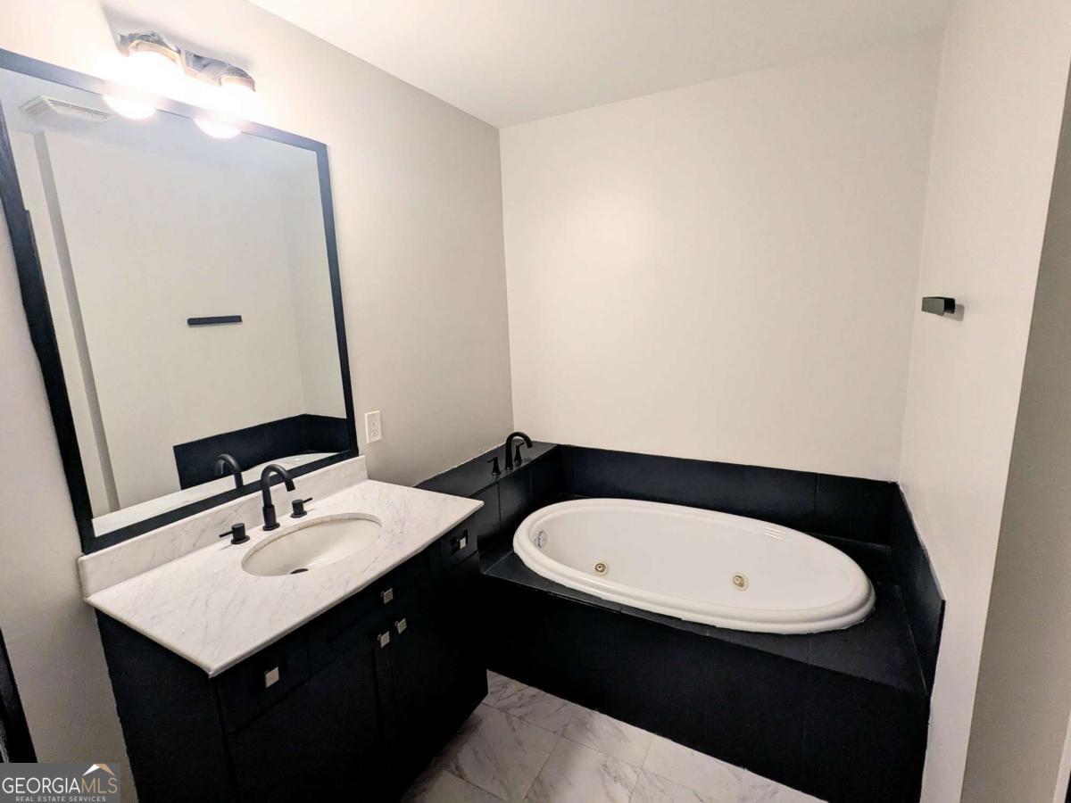 Healey Building - Residential