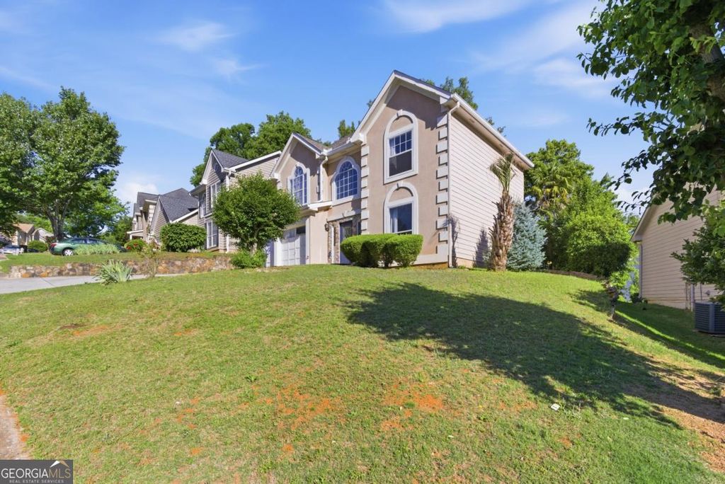 Photo of 610 Sation View Run, Lawrenceville, GA 30043 (MLS # 10766345)