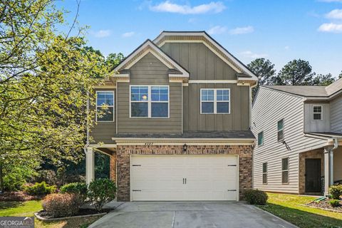 4987 Rapahoe TRL Atlanta GA 30349