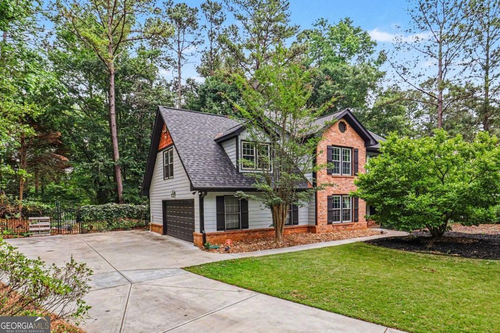 Photo of 250 Terrane Ridge, Peachtree City, GA 30269 (MLS # 10772282)