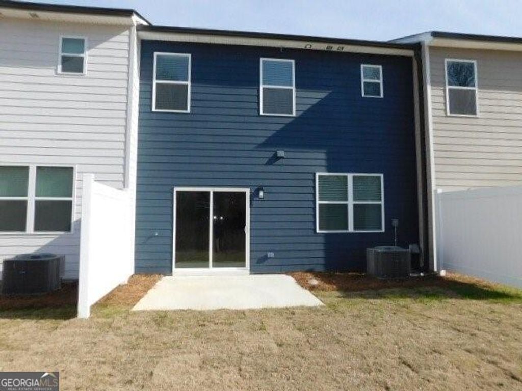 Photo of 5361 Melbourne Lane, Flowery Branch, GA 30542 (MLS # 10780691)