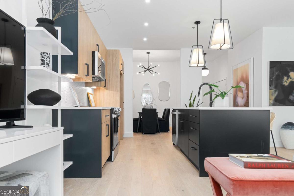 567 Ponce De Leon AVE NE 614