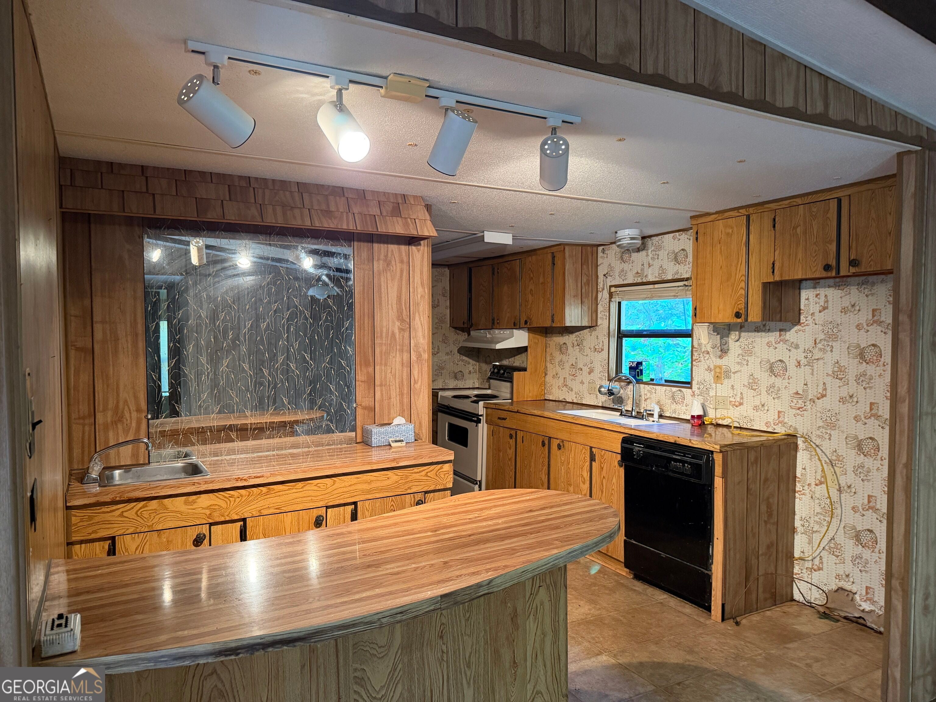 1262 Rock Quarry Circle