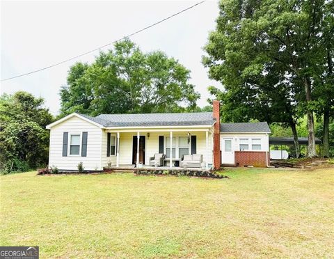 338 Liberty Hill RD Hartwell GA 30643