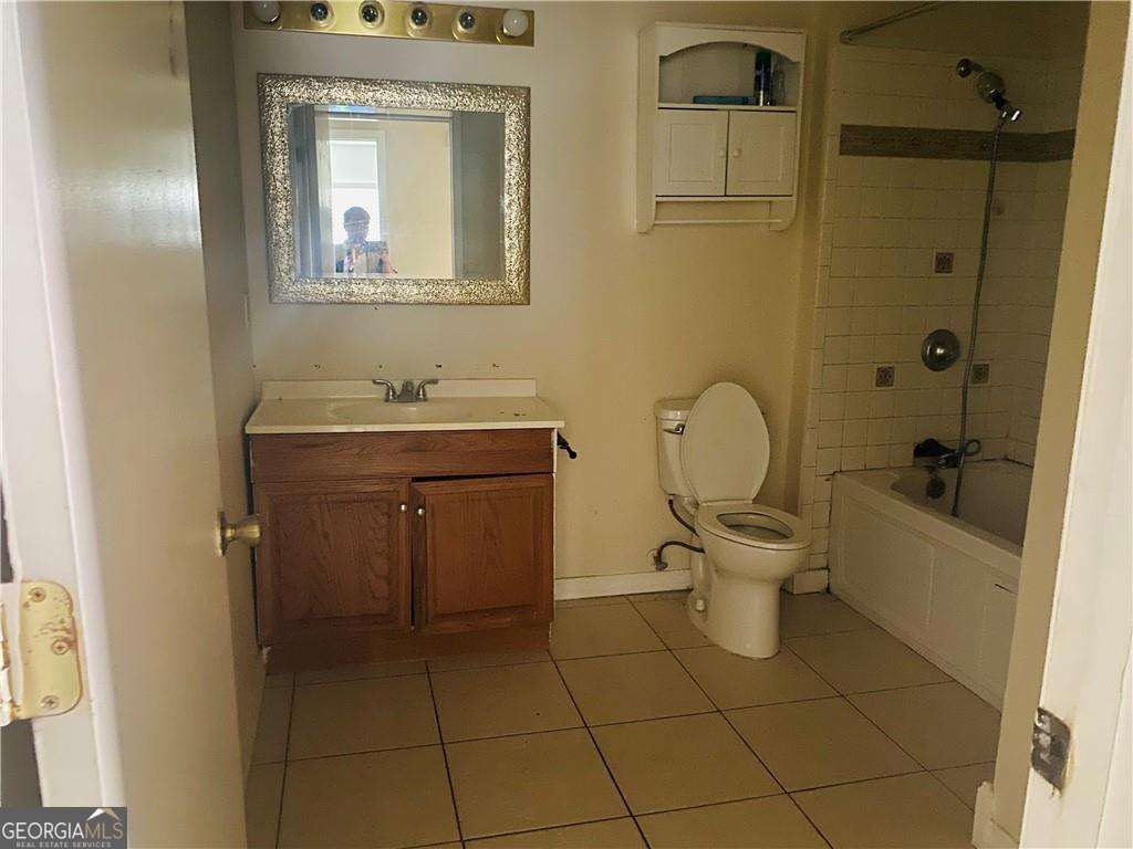 Photo of 46 W Wedgewood Circle, Newnan, GA 30263 (MLS # 10699477)