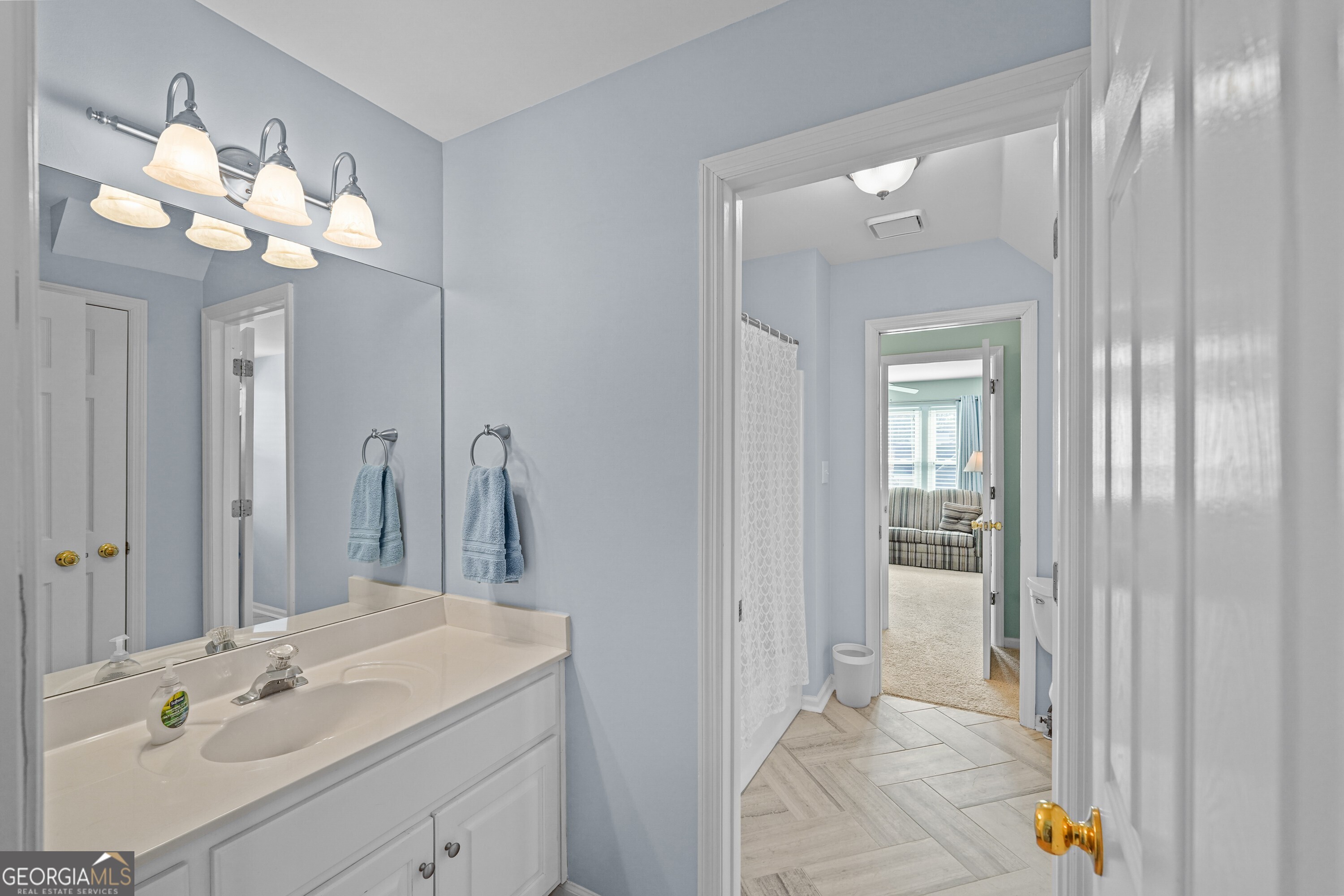 Kennesaw, Georgia 30144, United States, 4 Bedrooms Bedrooms, ,4 BathroomsBathrooms,Residential,Pending,4254