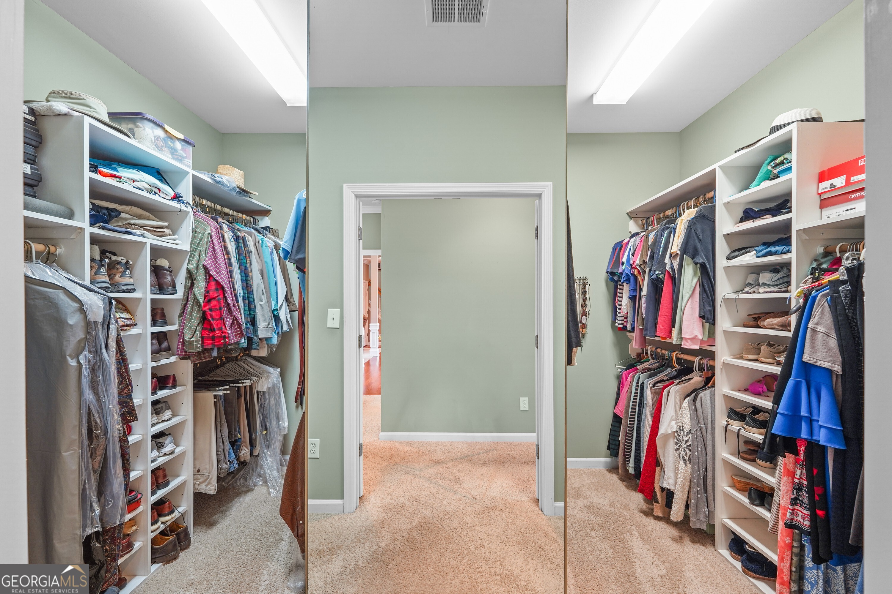 Kennesaw, Georgia 30144, United States, 4 Bedrooms Bedrooms, ,4 BathroomsBathrooms,Residential,Pending,4254