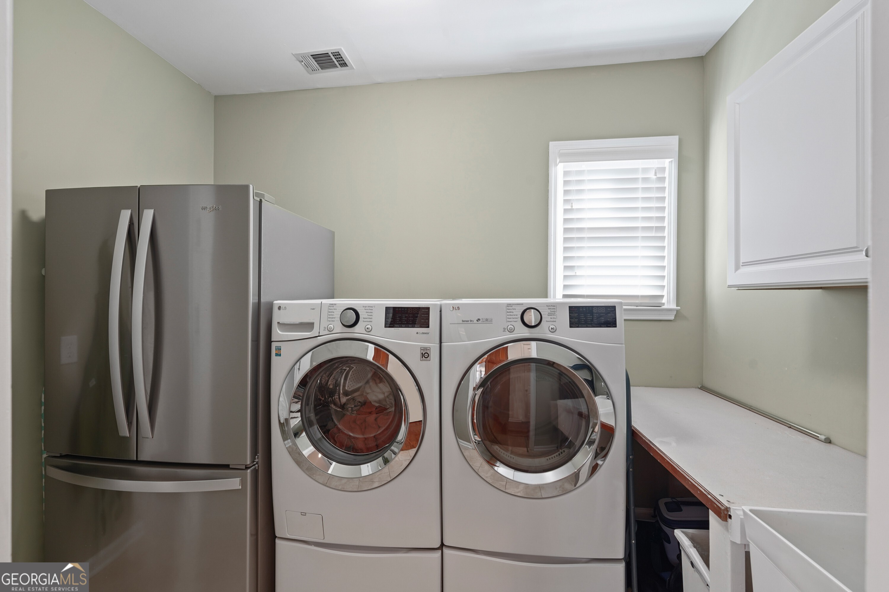 Kennesaw, Georgia 30144, United States, 4 Bedrooms Bedrooms, ,4 BathroomsBathrooms,Residential,Pending,4254