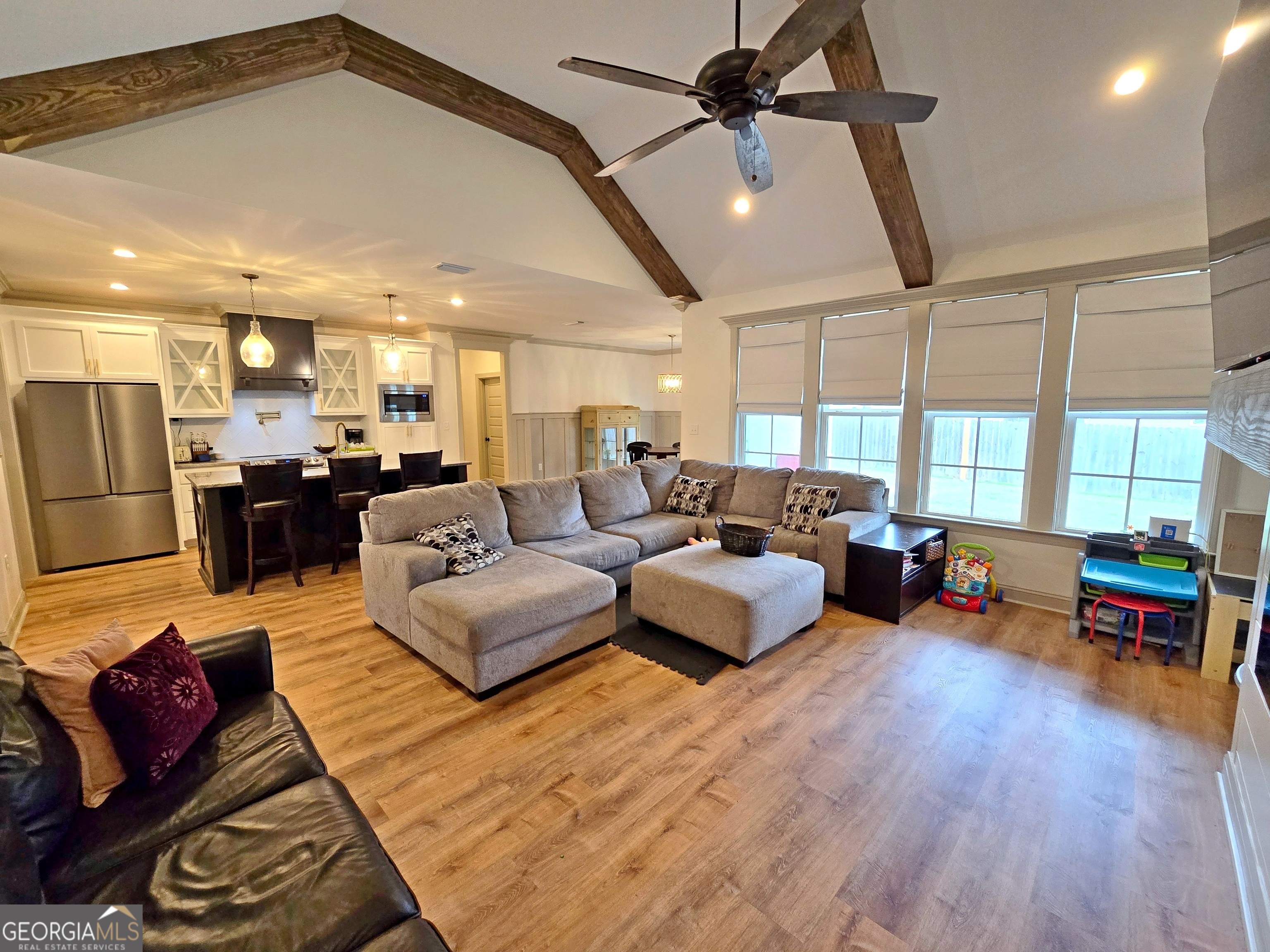 4300 Kenilworth CIR