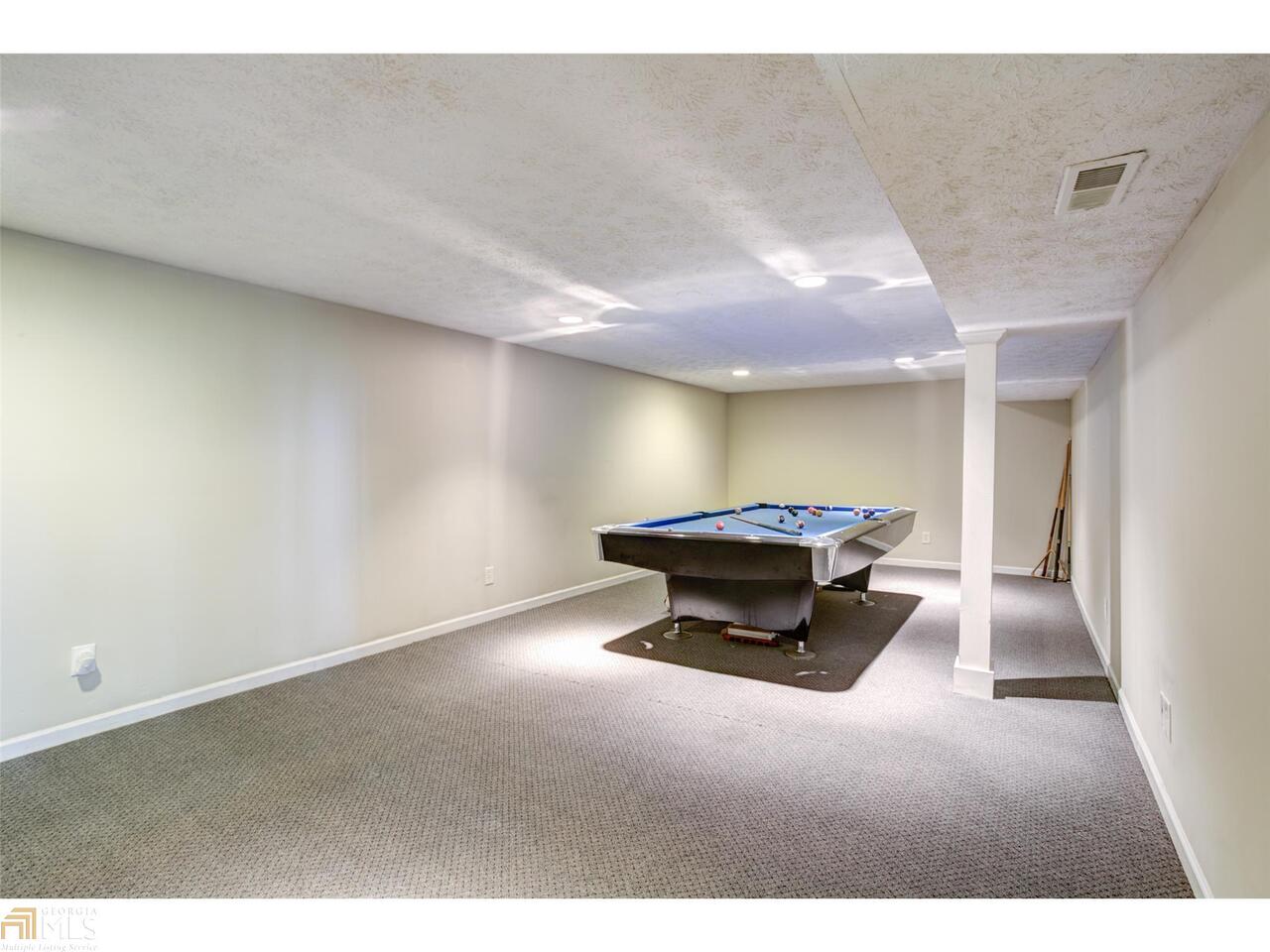 Plymouth Lane - Residential