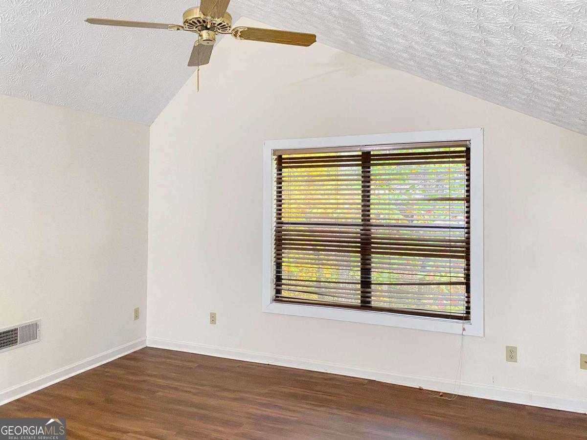 Churchill Falls - Residential Lease