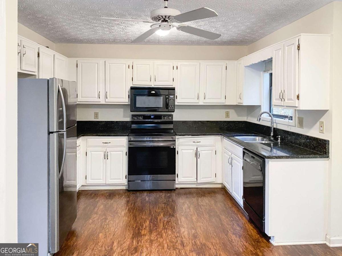 Churchill Falls - Residential Lease