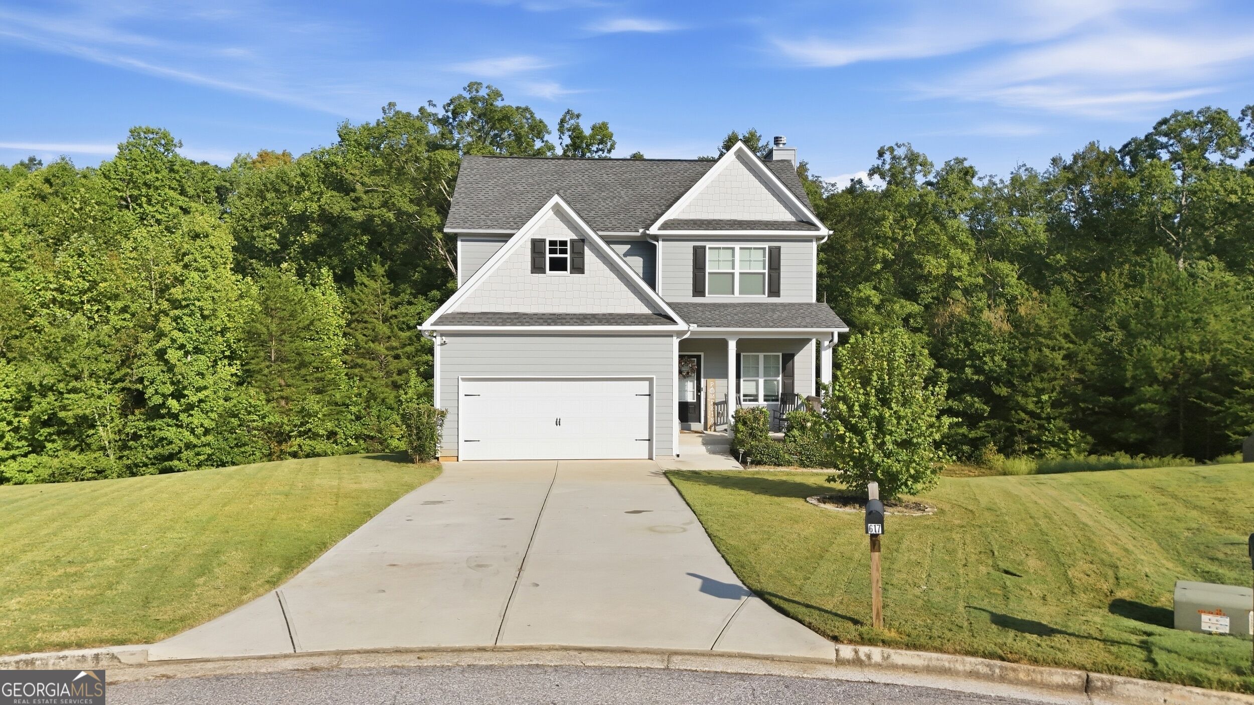 617 Huntington LN