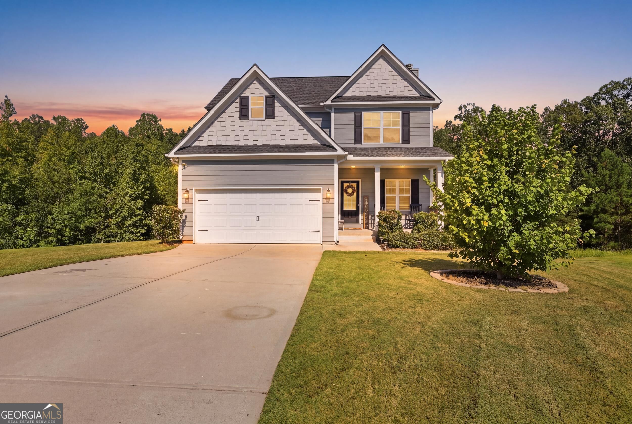 617 Huntington LN