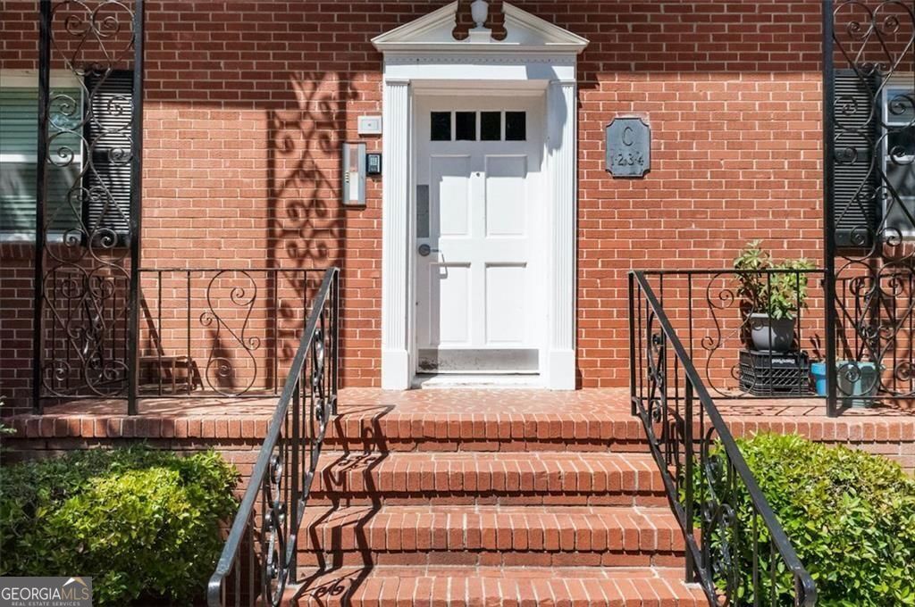 3660 Peachtree RD NE C2