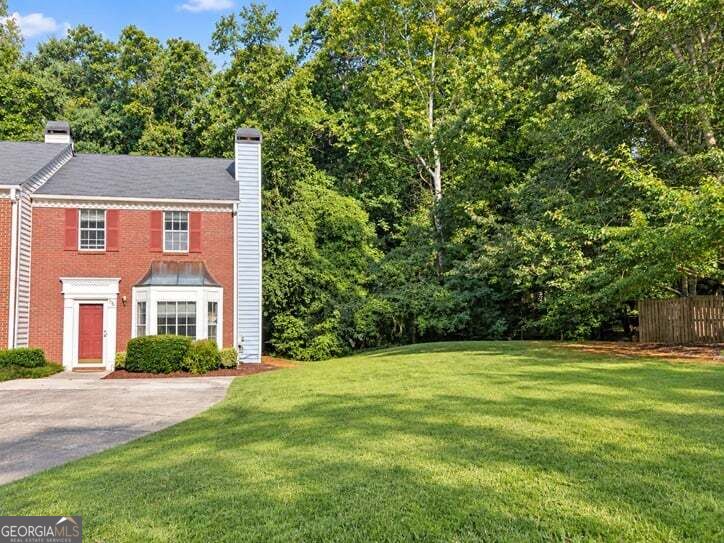 732 Anderson WALK