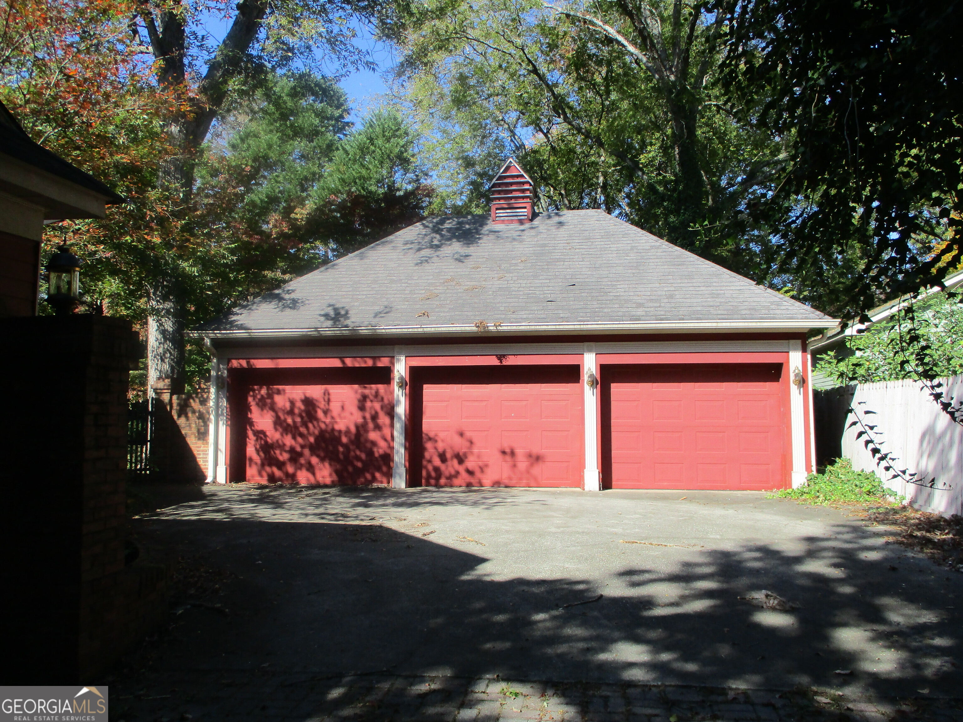 251 Pine ST
