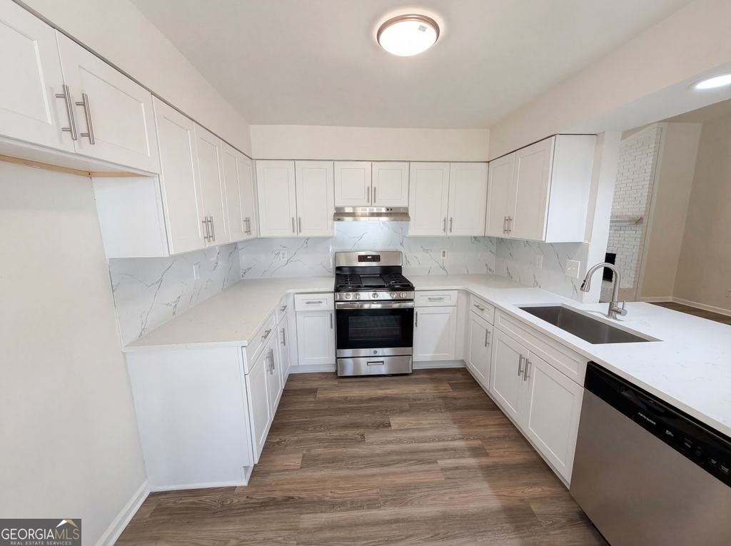 Photo of 5003 Henson Drive SW, Mableton, GA 30126 (MLS # 10717986)