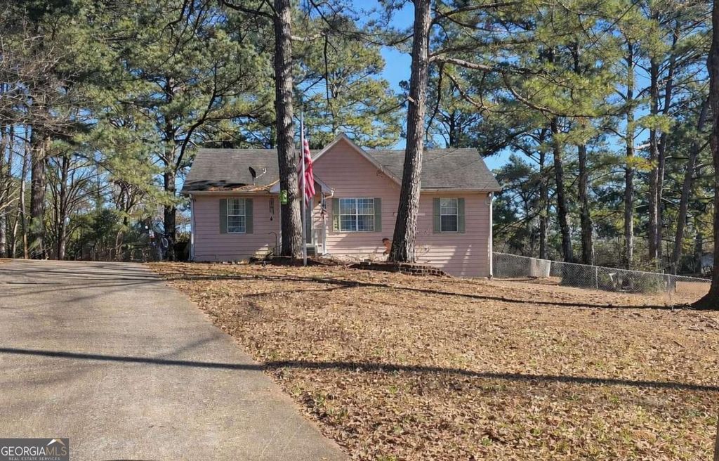 Photo of 1 Peach Forest Place, Douglasville, GA 30134 (MLS # 10682544)