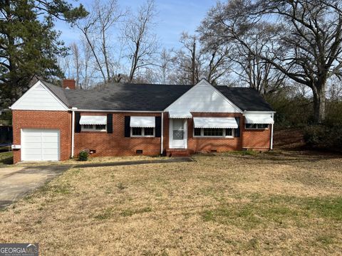 A home in Thomaston