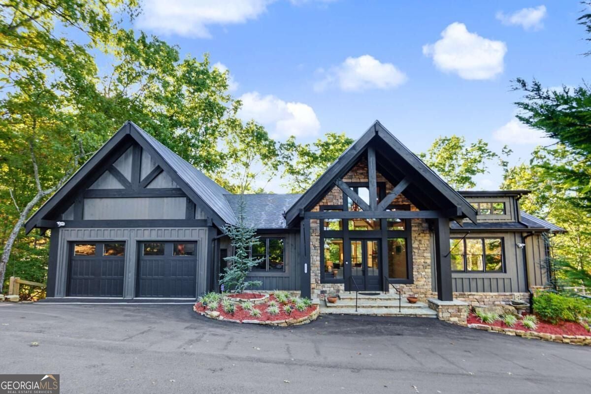 361 Bluebird LN