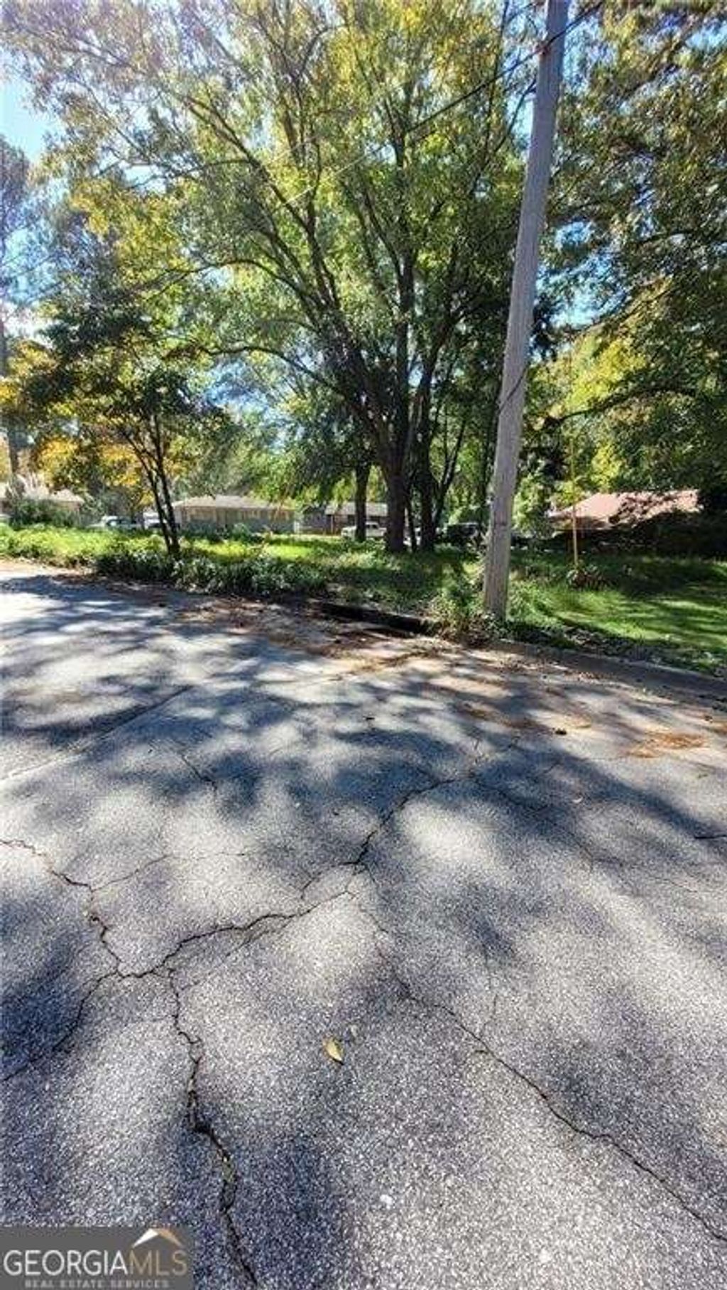 Photo of 0 Besto Drive NW, Atlanta, GA 30318 (MLS # 10681358)
