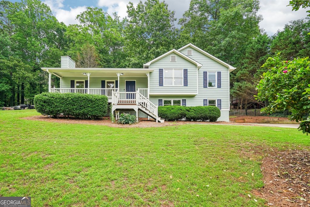 Photo of 290 Mill Pointe Trail, Dallas, GA 30157 (MLS # 10776231)