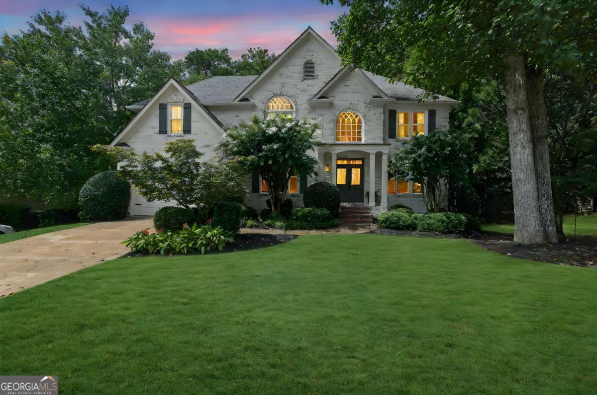 1011 Fairecroft CT