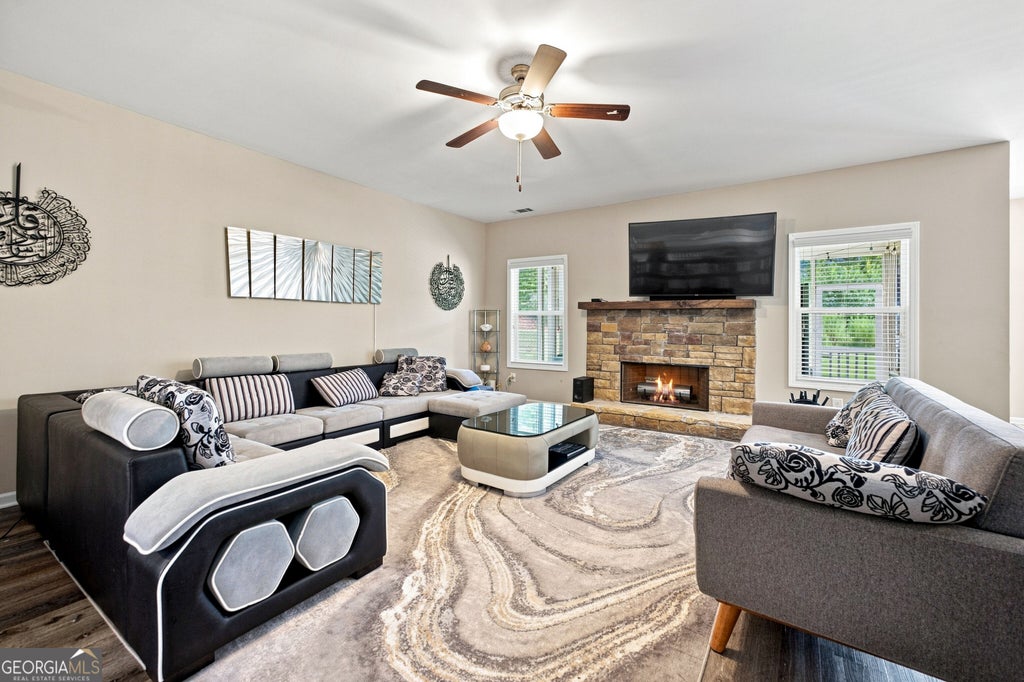 Photo of 6314 Woodland Station Drive, Lula, GA 30554 (MLS # 10842899)
