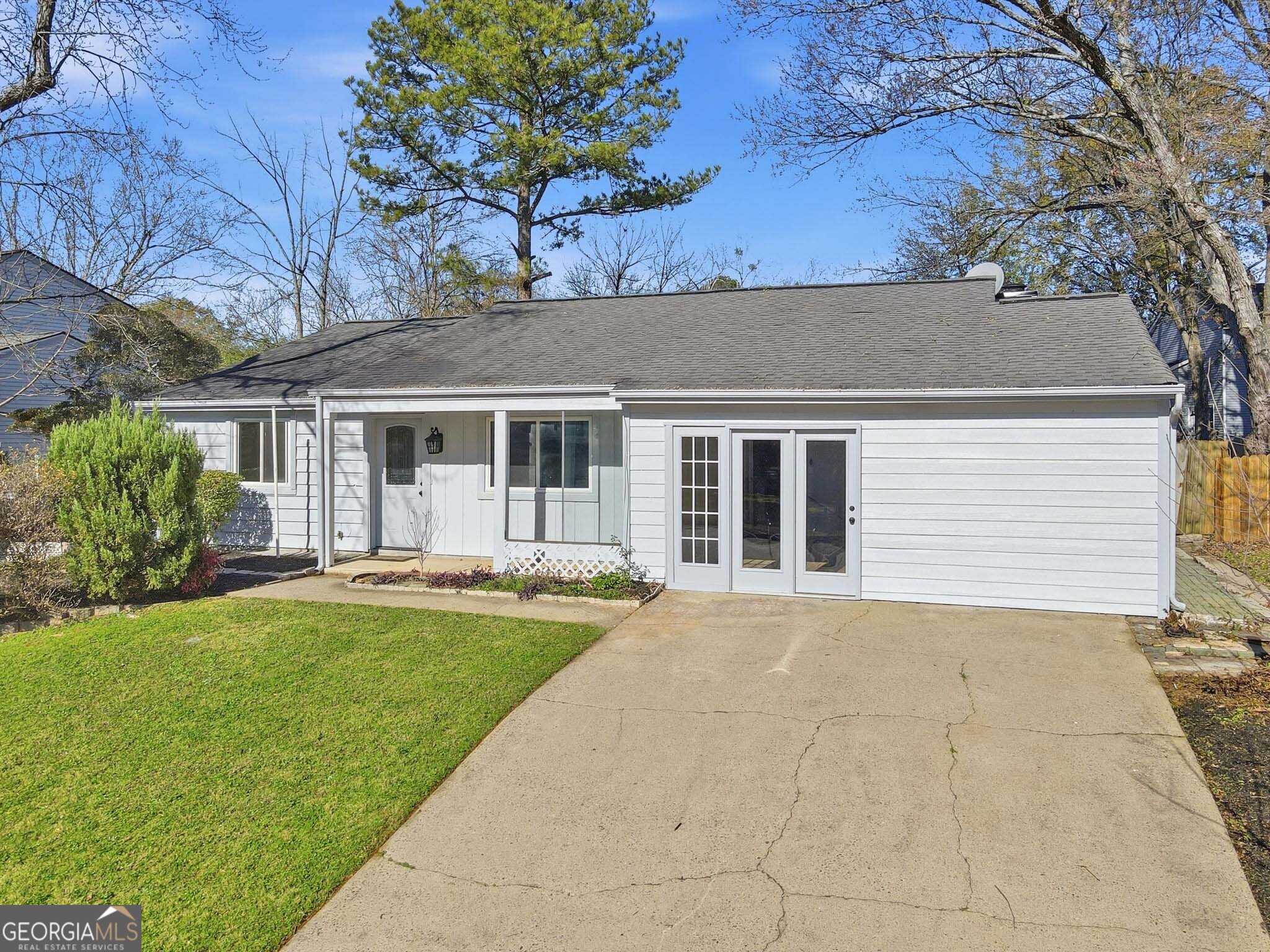 1130 Worthington Hills DR