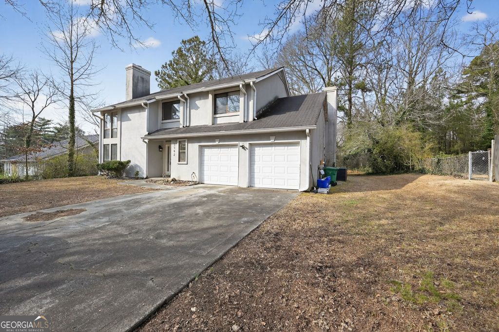 Photo of 1142 Chapman Circle, Stone Mountain, GA 30088 (MLS # 10694816)