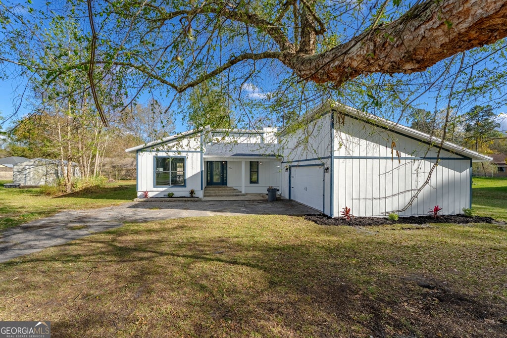 Photo of 104 Cardinal Street, Woodbine, GA 31569 (MLS # 10873418)