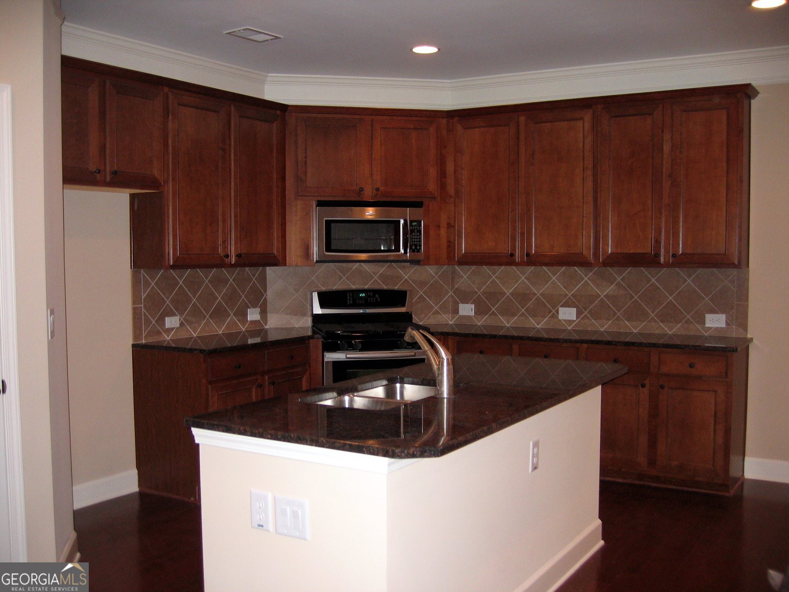 1661 Danbury Parc PL NE