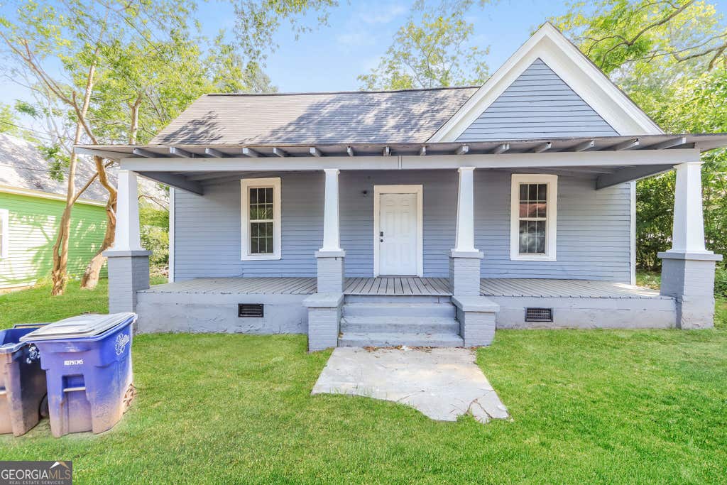 Photo of 719 Williams Street, Griffin, GA 30223 (MLS # 10822404)
