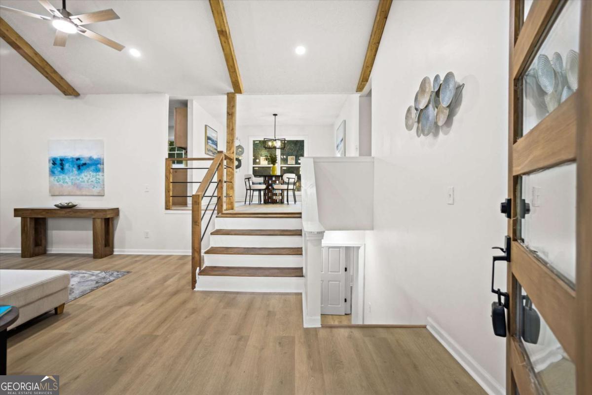 268 Sabrina CT