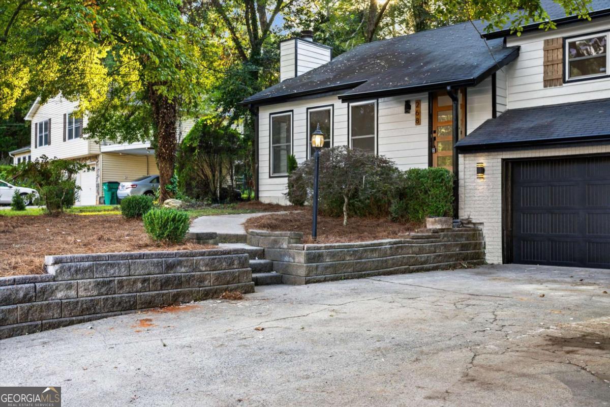 268 Sabrina CT