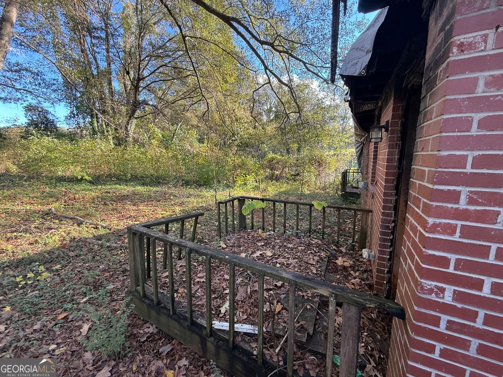Photo of 395 Woodlawn Avenue NW, Atlanta, GA 30318 (MLS # 10763804)