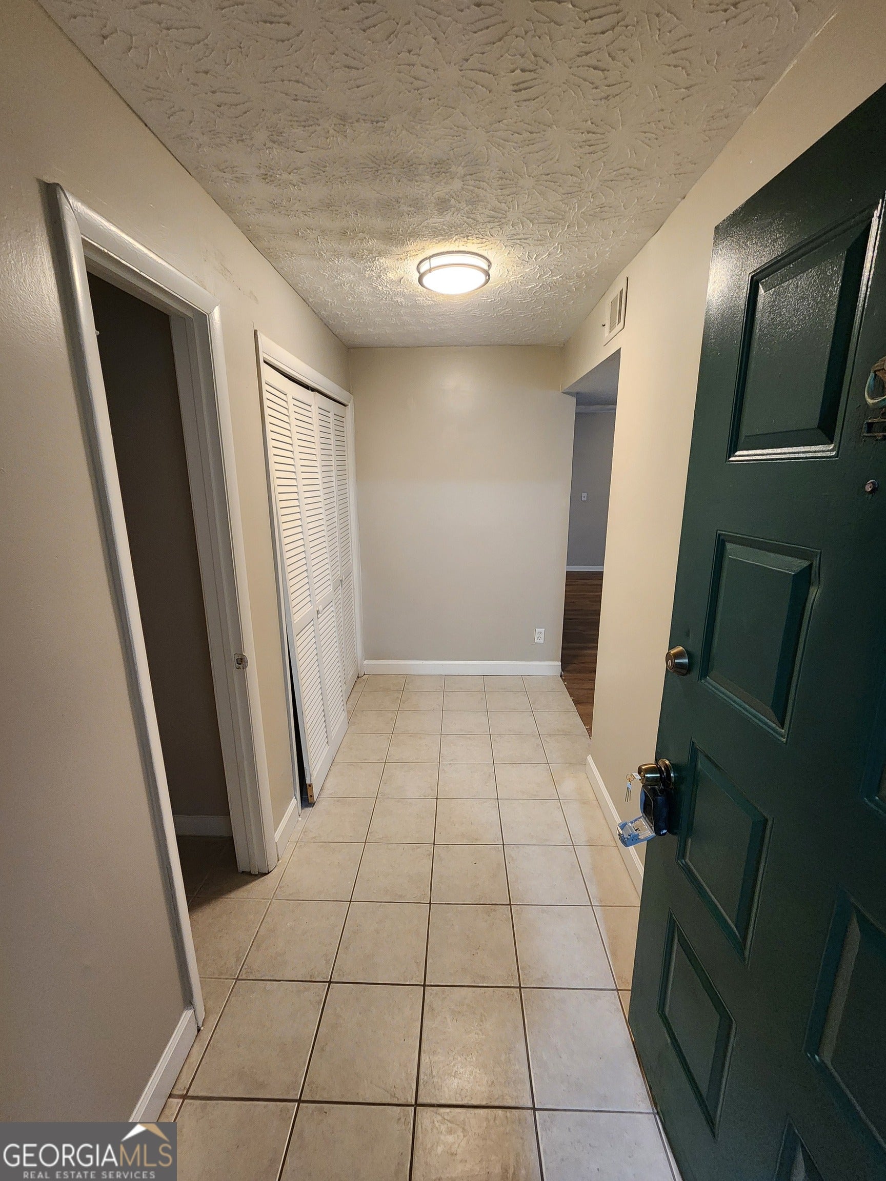 9400 Roberts DR # 3 D