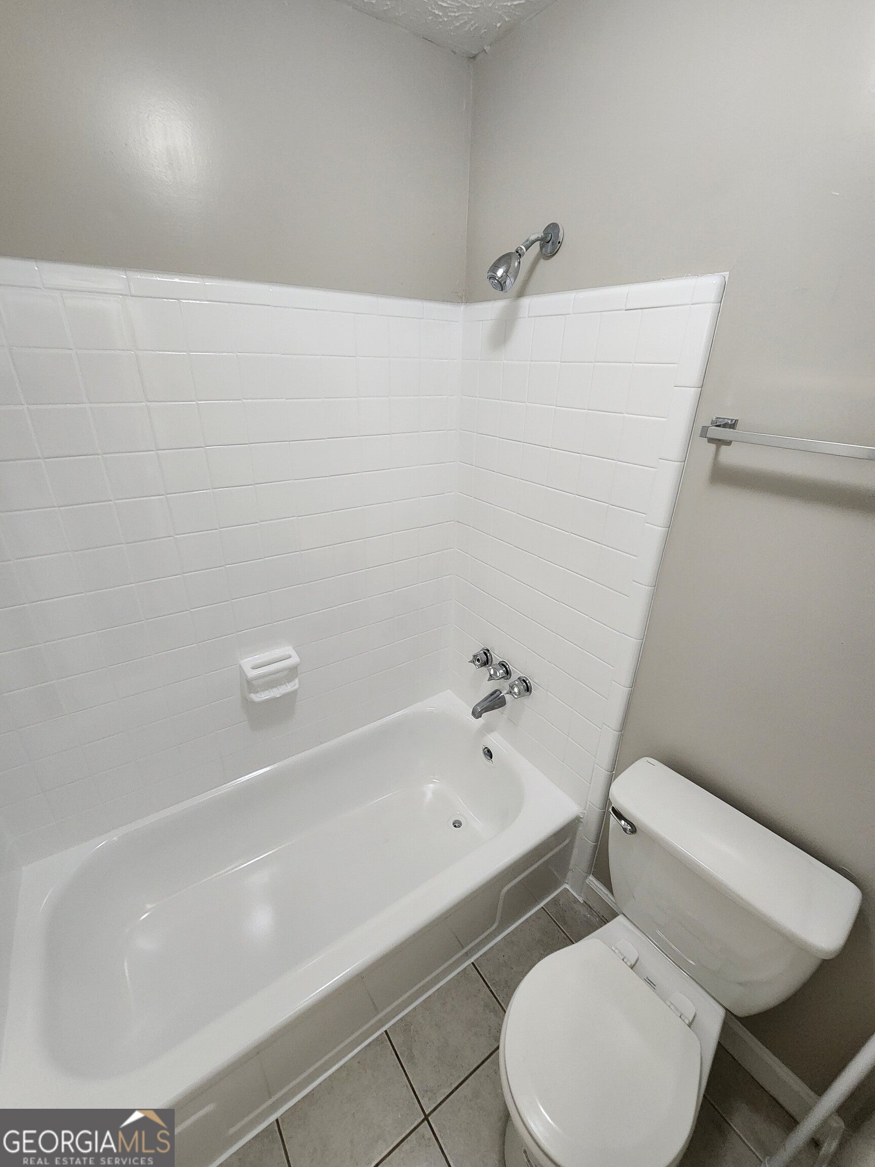 9400 Roberts DR # 3 D