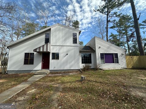 A home in Valdosta