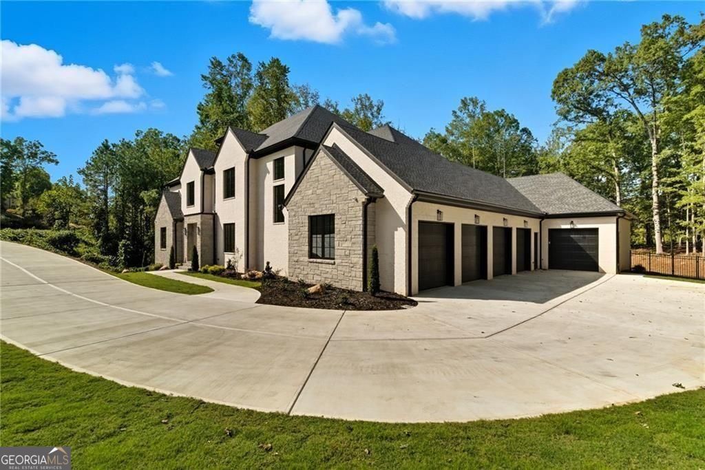 241 Traditions DR