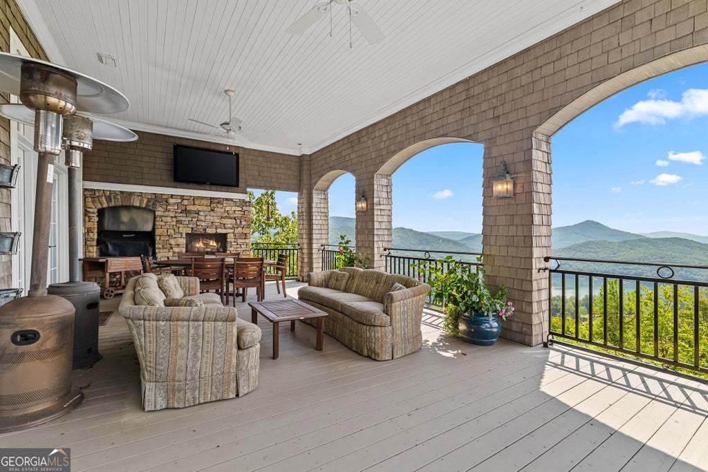 Photo of 630 Waterfall Drive, Clayton, GA 30525 (MLS # 10851827)