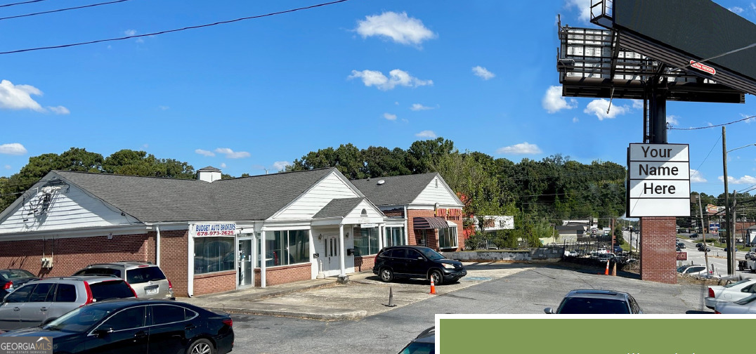 Corner lot on Lawrenceville Hwy. Next to a Doctor's office and a Restaurant. Perfect for all types of small retail or office use.
