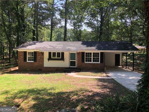 Photo of 409 Shamrock Drive, Monroe, GA 30655 (MLS # 10653952)