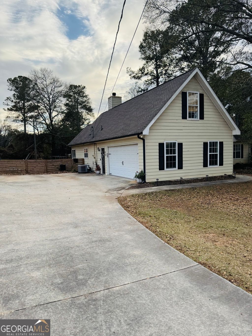 Photo of 90 Eastwood Circle, Covington, GA 30014 (MLS # 10653559)