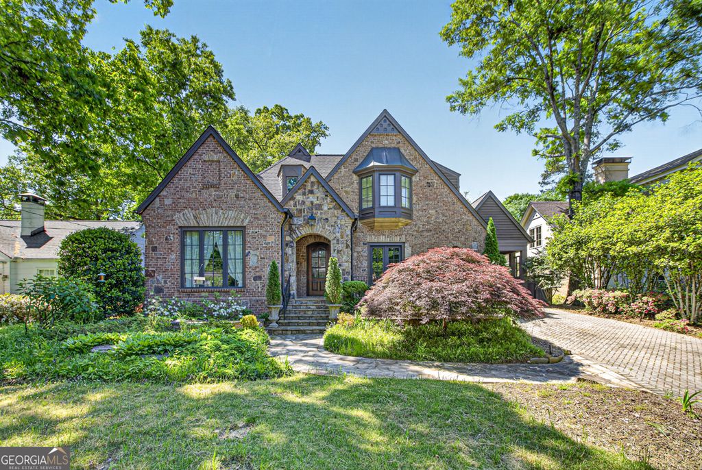Photo of 1031 Eulalia Road NE, Atlanta, GA 30319 (MLS # 10756793)