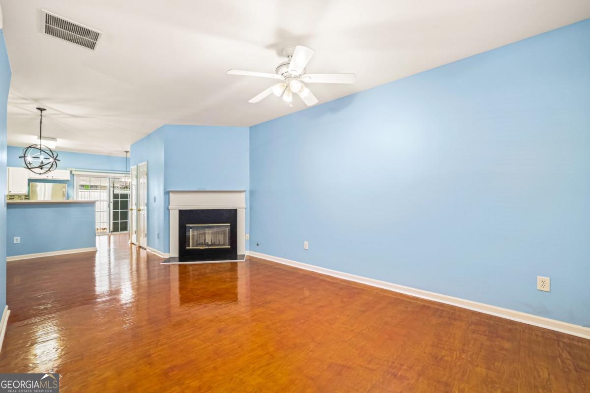 1620 Cove Creek CIR 304